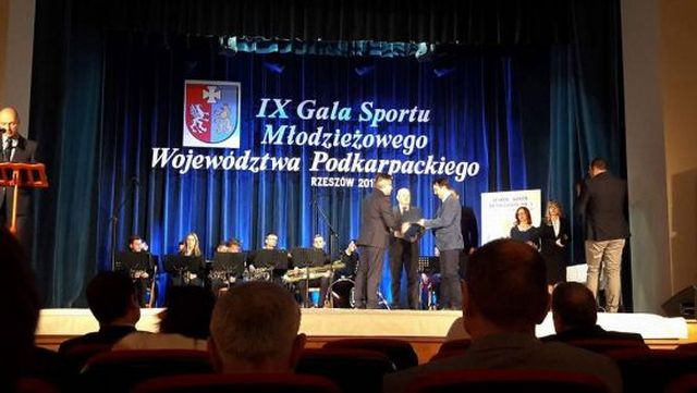 Jasielscy judocy docenieni przez władze województwa podkarpackiego Jasielscy judocy docenieni przez władze województwa podkarpackiego