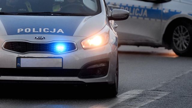 Uciekał przed policjantami, bo nie miał prawa jazdy Uciekał przed policjantami, bo nie miał prawa jazdy
