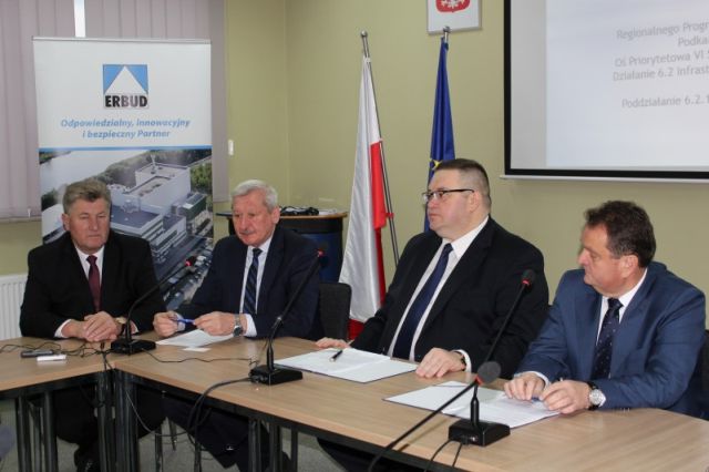 Umowa na rozbudowę jasielskiego szpitala podpisana Umowa na rozbudowę jasielskiego szpitala podpisana
