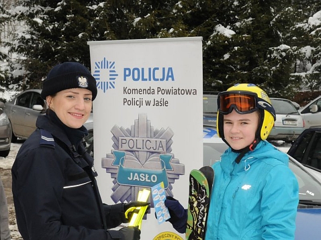 „Kręci mnie bezpieczeństwo” na stoku narciarskim w Świątkowej Wielkiej „Kręci mnie bezpieczeństwo” na stoku narciarskim w Świątkowej Wielkiej