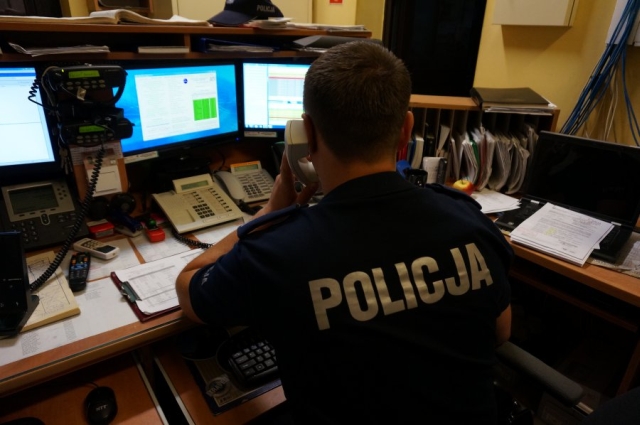 Numer alarmowy 997 będzie obsługiwany przez operatorów centrum powiadamiania ratunkowego Numer alarmowy 997 będzie obsługiwany przez operatorów centrum powiadamiania ratunkowego Numer alarmowy 997 będzie obsługiwany przez operatorów centrum powiadamiania ratunkowego Numer alarmowy 997 będzie obsługiwany przez operatorów centrum powiadamiania ratunkowego