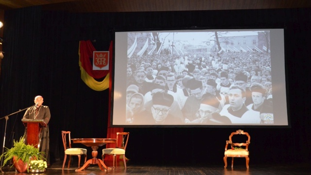 tokarczuk W setną rocznicę urodzin arcybiskupa Ignacego Tokarczuka